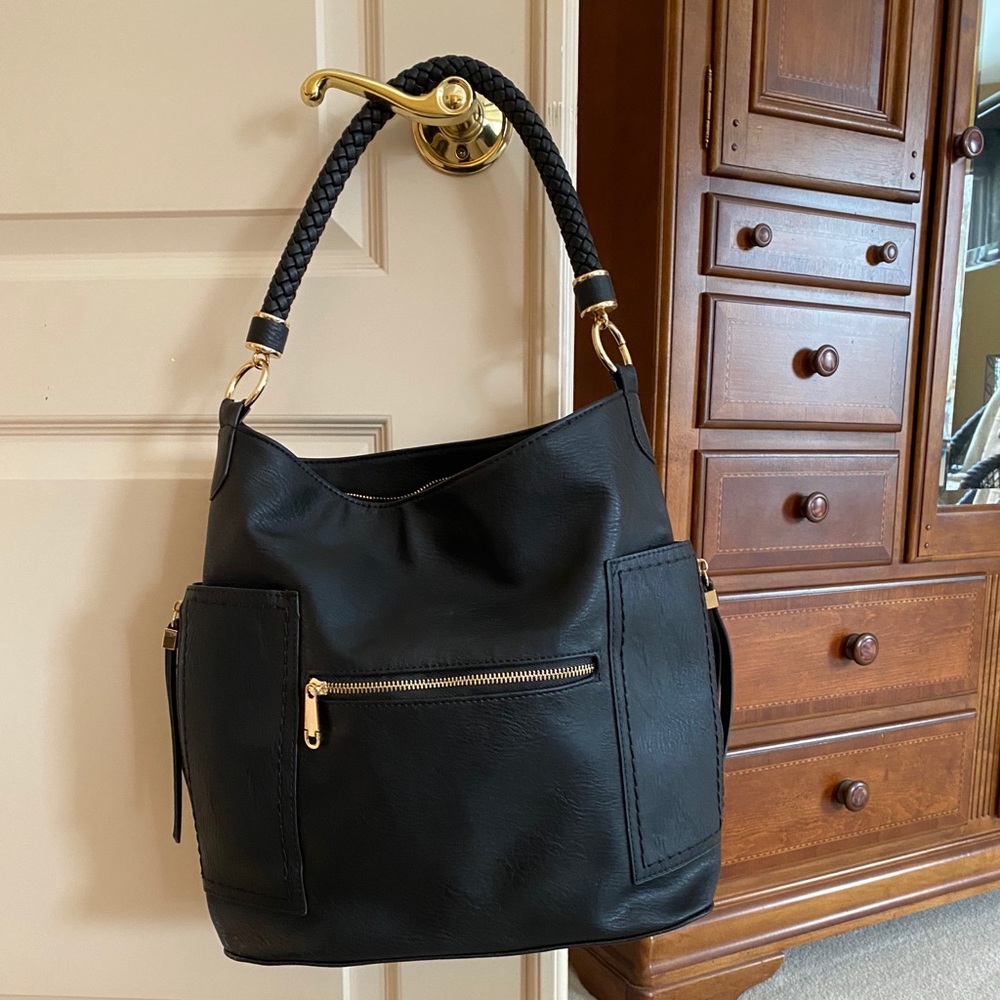 Super cute black hobo with gold accents